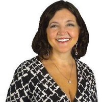 Kim Hiatt - @HealthyVibrantU Twitter Profile Photo