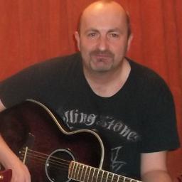 KentPhillipsArt's profile picture. Artist and songwriter/muso from Immingham. Has a business airbrushing and drawing. Plays guitar and drums, too-ish. Facebook: http://t.co/0TfsN6PV