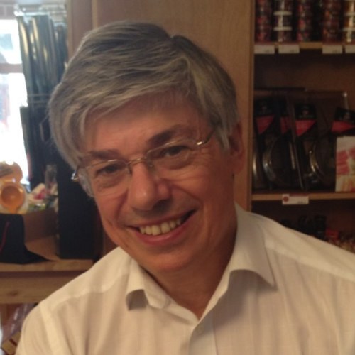Formerly a NHS I now work as independent doctor. I practice holistic functional medicine, nutrition, homeopathy and acupuncture
