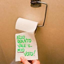 StudentiErasmus's profile picture. Il 24 e 25 febbraio 2013 #25.000 studentesse/studenti  Erasmus rischiano di non poter votare per le #elezioni#politiche.#Sveglia#Italia! #elezioni2013