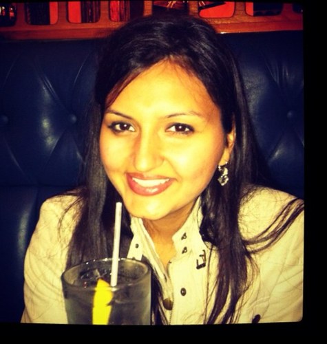 Mother of 3. PharmD working @ AstraZeneca. Sweets craving & Pinterest obsessed gal from the Midwest now living in the Northeast.