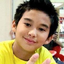 bsok ya SUPER7 at DahSyat Awards 
SIang !
#BD