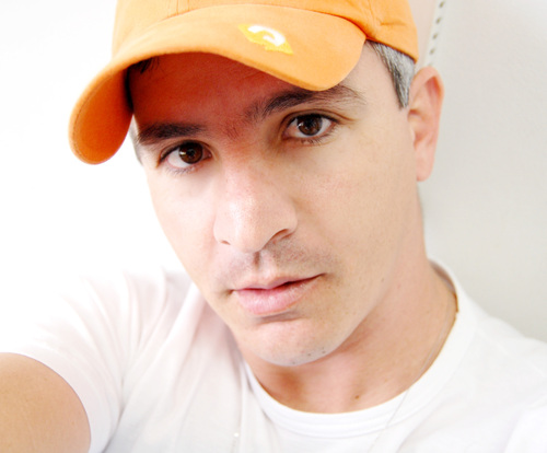 Eduardo Mendes, designer gráfico, 35