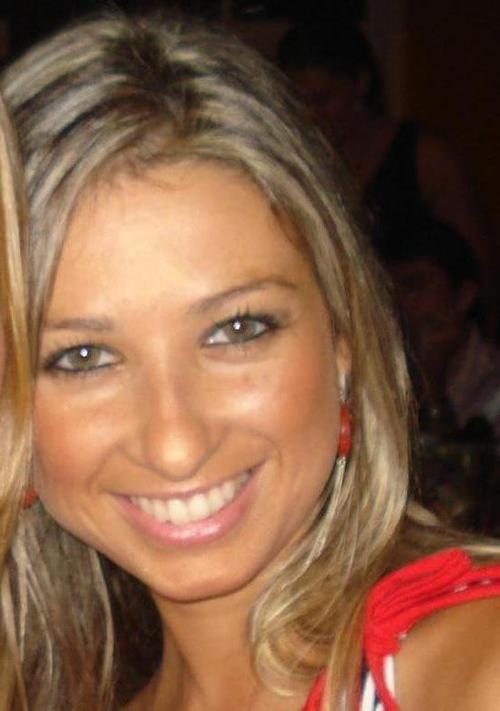 almeidani's profile picture. Gaúcha de nascimento e Carioca de coração.