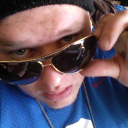 rapper/song-writer/entertainer #FLY_ENT #GOTTI_FACULTY
http://t.co/qalISQRL