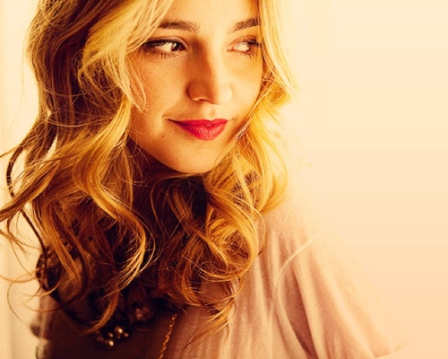 KateTarverURH's profile picture. I love you