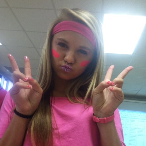 Smarton_says's profile picture. 