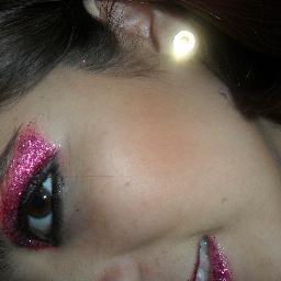 Se tudo passa, talvez você passe por aqui  ♪ 
//SIGO TODOS DE VOLTA