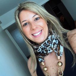 Aquela da Criminologia...
Professora. Autora. Delegada.
Fundadora do GAMBOA CONCURSOS.