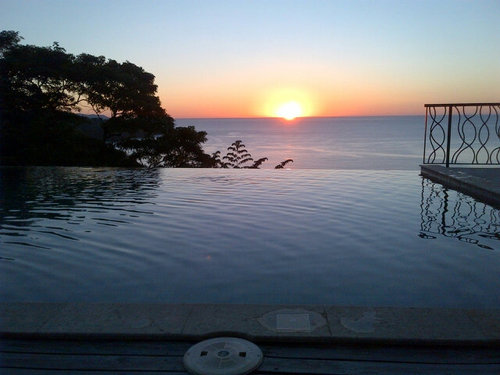 stephenpetasky's profile picture. Proud husband and father, founder of @TheLuxusGroup, and living by the motto, MAKE IT COUNT!