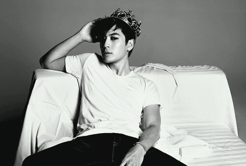 ผมเซเว่นนะครับเซเว่นไงเซเว่นนะเซเว่น♡ สนันสนุนผมและเรียลด้วยนะครับ {real; @officialse7en} #Blueb