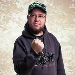 J_Strandgaard's profile picture. Ambassador for En af Os/One of Us. Stopped cutting august 2013. Published Writer. Recovering. Full of life. I have Schizophrenia. Tweets in danish & english..