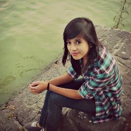Never Shout Never/ chocolate/ patinetas/ skrillex/ msica/futbol/o/ 3 Soy alegre, buenos gustos, me gusta conocer gente, ¡diferente! ¡Sigueme! *.* \o/ 3 \o/
