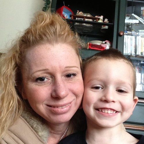 kimpotts418's profile picture. 