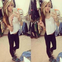 SavHighnote's profile picture. Official Savannah May Highnote bitches~
Don't believe me? Fuck off(: