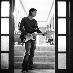 boogieromero's profile picture. Real Estate Broker. Musician