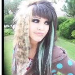 This is the official Twitter of SceneGurlzOfficial Here you can share your stories. We do weekly Scene gurl contests so post a pic! SceneGurlzOfficial@yahoo.com