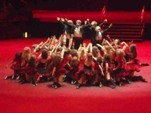 A Performing Arts Company based in Horsforth. Professional training with an emphasis on providing performance opportunities for all. ISTD/IDTA syllabus