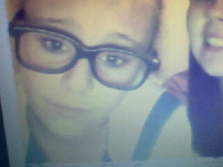 Hai, follow me, I do follow back :L xoxo