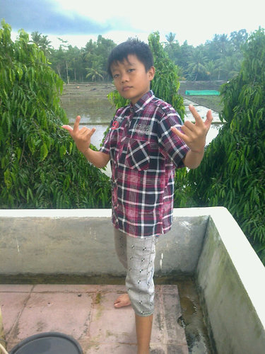Mondar mander ngukur jalan