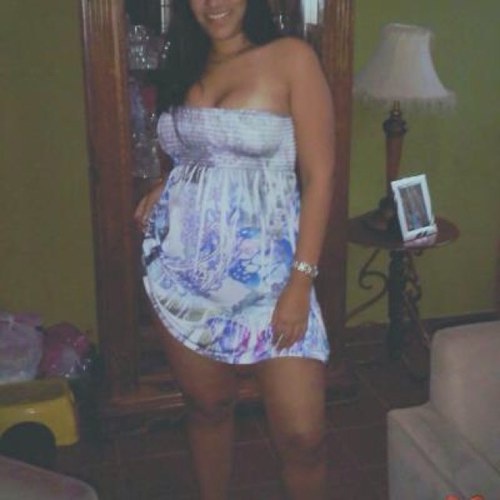 swbqto's profile picture. Somos pareja de Barqto, (el 38 y ella 31) en busca de chicas hetero o bi para compartir momentos agradables y disfrutar del buen sexo.