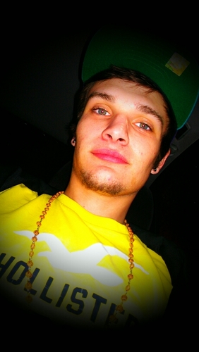 codegreen893's profile picture. 