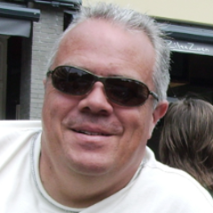 Ik ben 49jaar. Werk als accountmanager bij Majestic Products BV. te Spijkenisse. Dit is een Groothandel in Persoonlijke BeschermingsMiddelen.