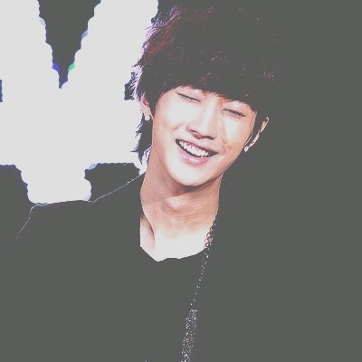 15/여 ↖(^▽^)↗바나인입니다♥친하게지내혛^^