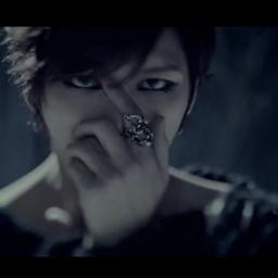 annyeonghaseo... fajar imnida
yeoja, 18 y.o. 
I L0VE KPOP :DDDD