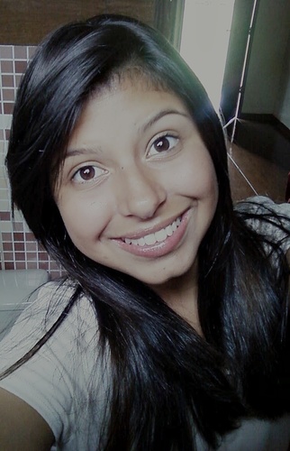 Tu és o Deus da minha salvação És o meu dono da minha paixão Minha canção e o meu louvor ♫