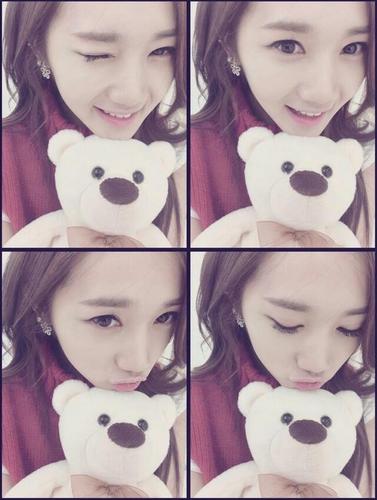 안녕하세요. HELLOVENUS 리더 유아라입니다^-^♡