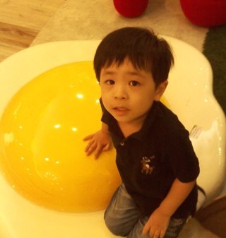 paranep's profile picture. 