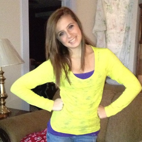 SabraRenae15's profile picture. Hi, im sabra renae:) im 15 years old i go to Green County High School im a cool girl i guess my birthday is May 17th FOLLOW ME :)