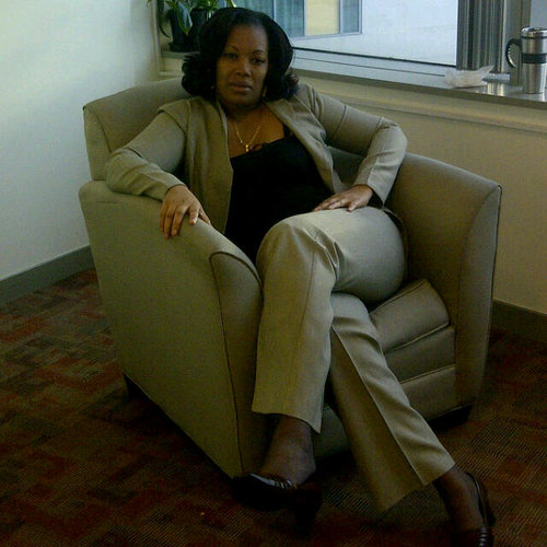 I am a very simple person Łõγ̥ẹ̷̥̊ ŧό̲̣̣ laugh, cook, party, meeting people Ḅ̷̥̊üŧ straight ŧђε point ǻŋԃ a no nonsense person!!
