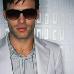 A sports and music lover, would be lothario, currently writer for http://t.co/7YKkBPxX