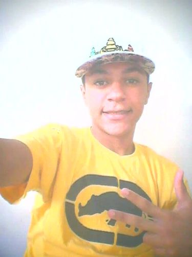 O sol se põe, as estrelas aparecem e tudo o que conta. É o aqui e agora, meuuniverso nunca mais será o mesmo. Estou feliz por você ter vindo.