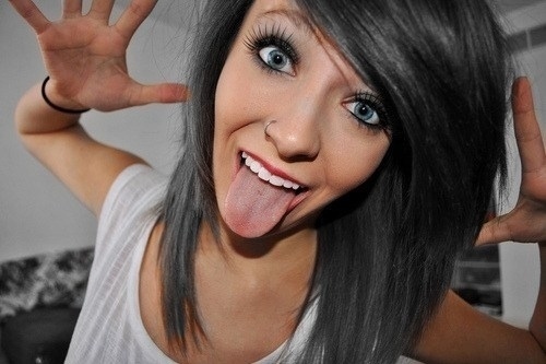 #SEGUE #RT OU #FAVORITA NAS FRASES QUE GOSTA :* ''por medo de amar acabo deixando de ser feliz'' :'P