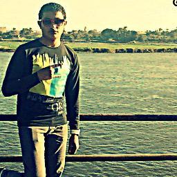 osome82's profile picture. أنـــا ،، ✿
حقـــاً يصعـب علـي وصفــي
فـ/ أنـــا { פֿـليـــط عج‘ـيــب }~
بيــטּ |شقــاوة| و |آآآدب|
و |هــــدوء| و |شغ‘ـــب|
فــلا تتعـــب نفســـگ فـي [ ال