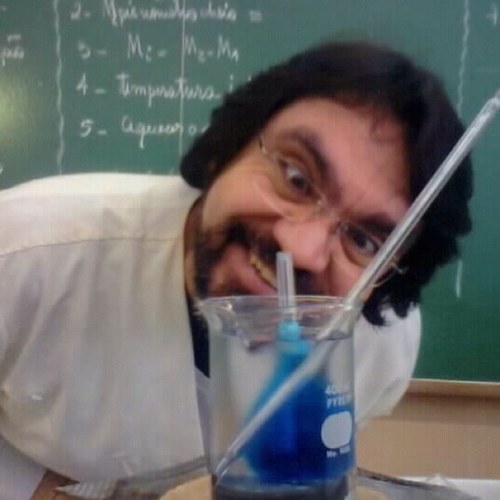 Dário é um livro de conhecimentos, cheio de mistério, glamour e chiclete.