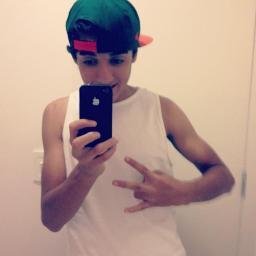 Maaatareto's profile picture. Pra que levarmos a vida tão a serio se ela é apenas uma alucinante aventura da qual jamais sairemos vivos ! Bob