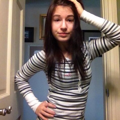 Hey3 im Rachael, im 13. i have facebook youtube Tumblr and ovbiously Twitter3 FOLLOW3