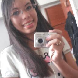 AnandaPenhaPaz's profile picture. Corinthiana, e claro, fã de One Direction