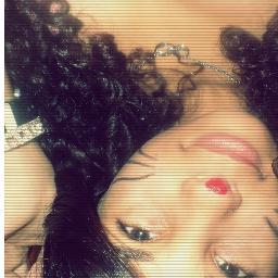 ' não suporto falsidade & odeio mentira , a verdade pode machucar mais é sempre mais digna ;)'  gosto & cuido @igorheenrique_ ! ♥' @abcfc_ (L)' ♥' , raggae ♪'