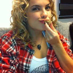 lorraine25_n's profile picture. De todas as pessoas, não foi a escolhida! Nem uma vez! Infelizmente não sou a escolhida para ter alguns seguidores, mas não importa! =D