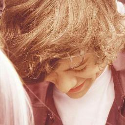 Vas happenin'? I'm 1/∞ of Directioners Since 23/02/12