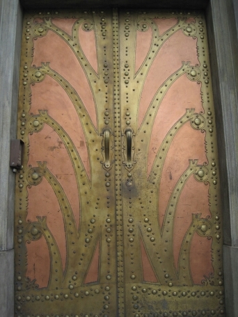 divaglamlewis's profile picture. 