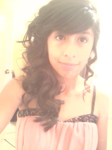 Hello im yessica, and i love the script and one direction.!3 im 14 love to be sillyc: but follow me and ill follow back^__^