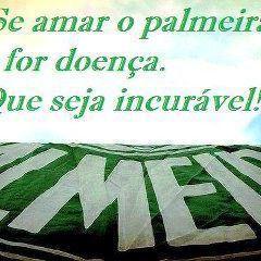 Futebol, praia, musica e familia.