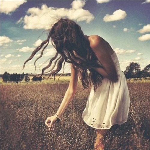 Tweetin about Girl things! :) Follow me!