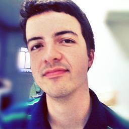 Analista de Sistemas, pós-graduado em análise, projeto e gerência de sistemas de informação, nerd, gamer e metido a músico nas horas vagas